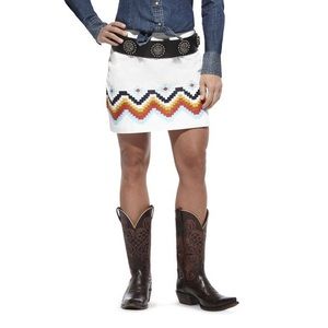 CUTE Ariat skirt 💙❤️💛🖤